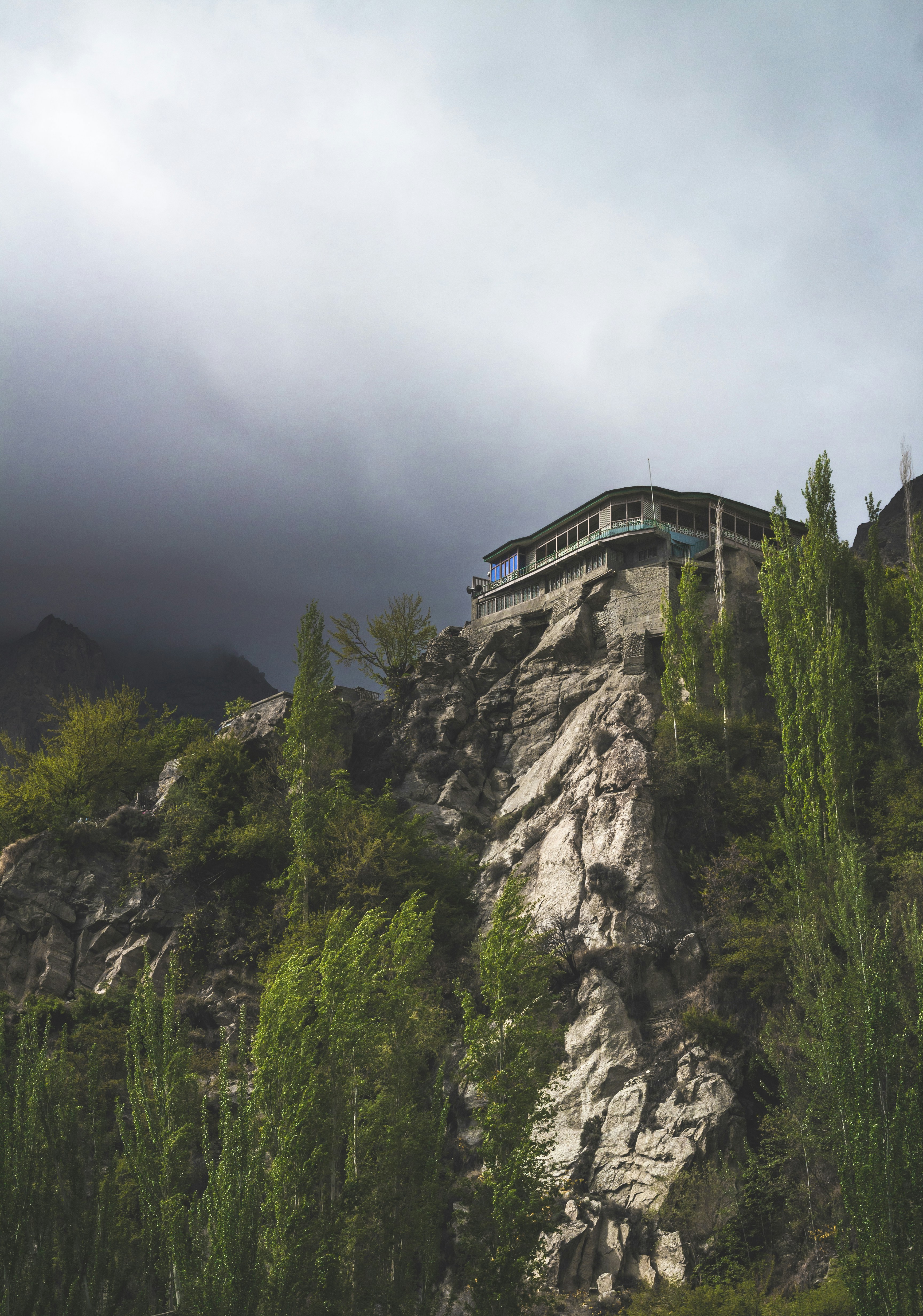 How to Reach Hunza from Islamabad: Flight, Bus & Road Options Compared